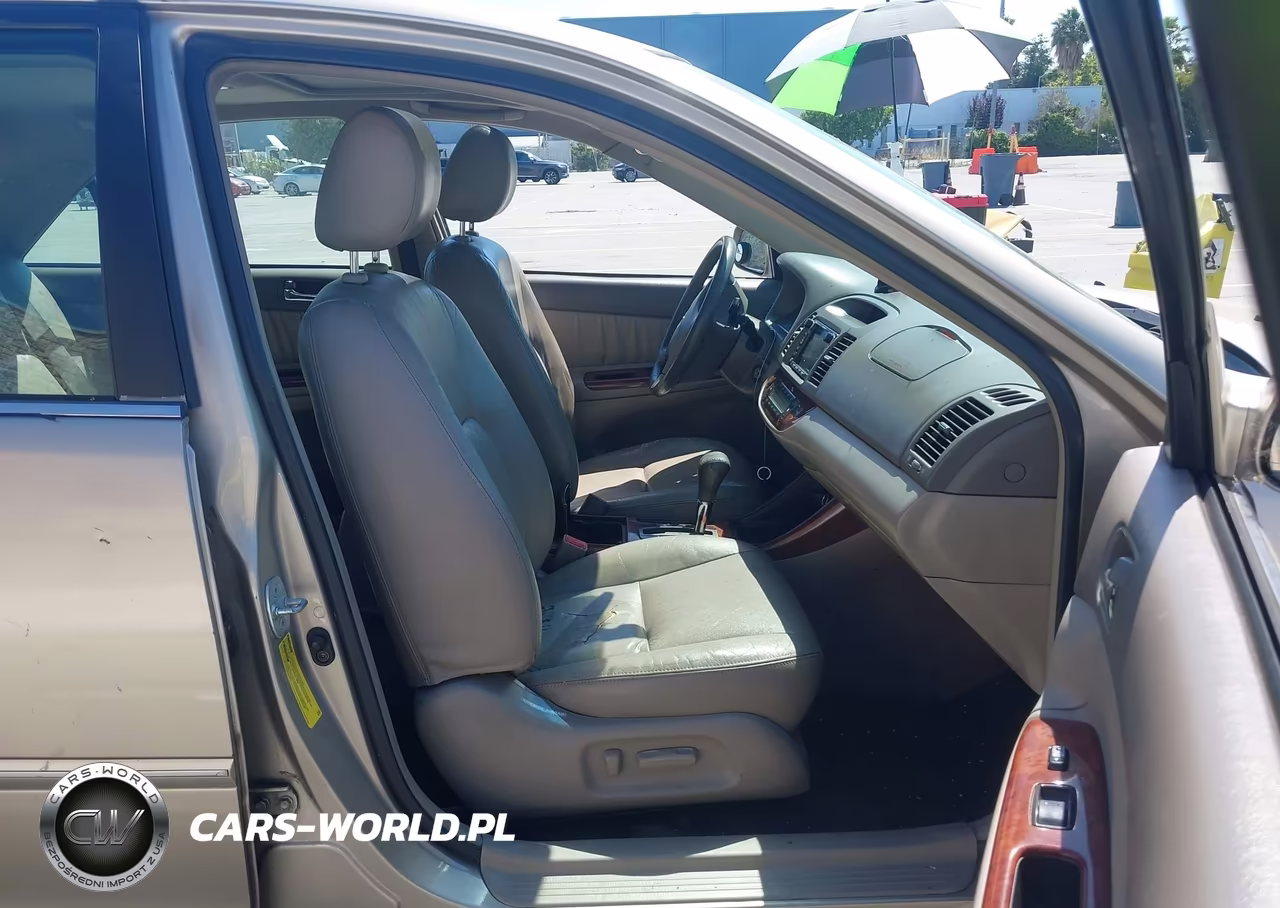 2003 Toyota Camry Xle V6 VIN:4T1BF30K33U554216 - 5