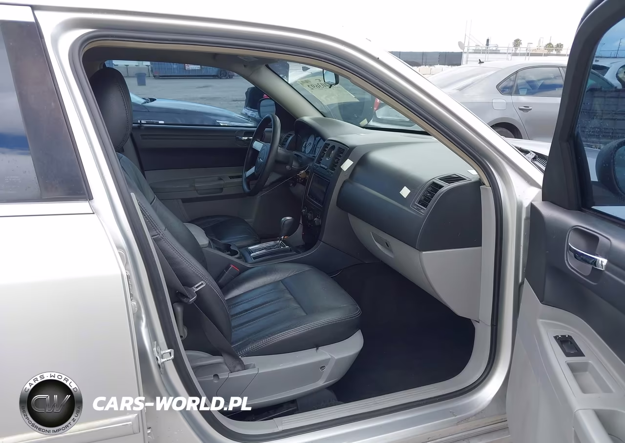 2007 Chrysler 300 VIN:2C3KA43R07H795472 - 5