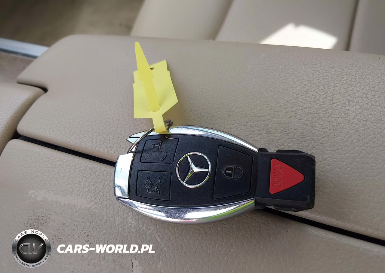 2015 Mercedes-Benz E 350 VIN:WDDHF5KBXFB135762 - 11