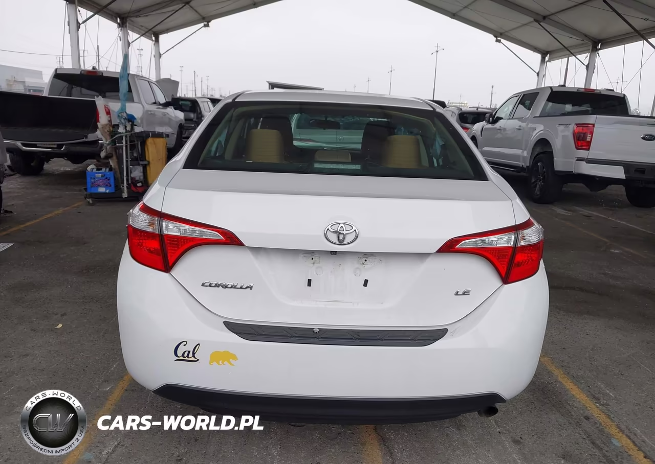 2015 Toyota Corolla Le VIN:5YFBURHE1FP322792 - 17