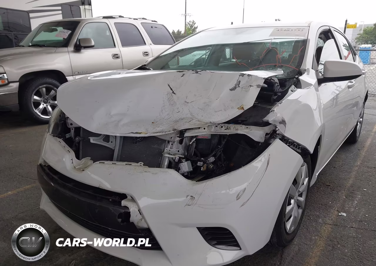 2015 Toyota Corolla Le VIN:5YFBURHE1FP322792 - 6
