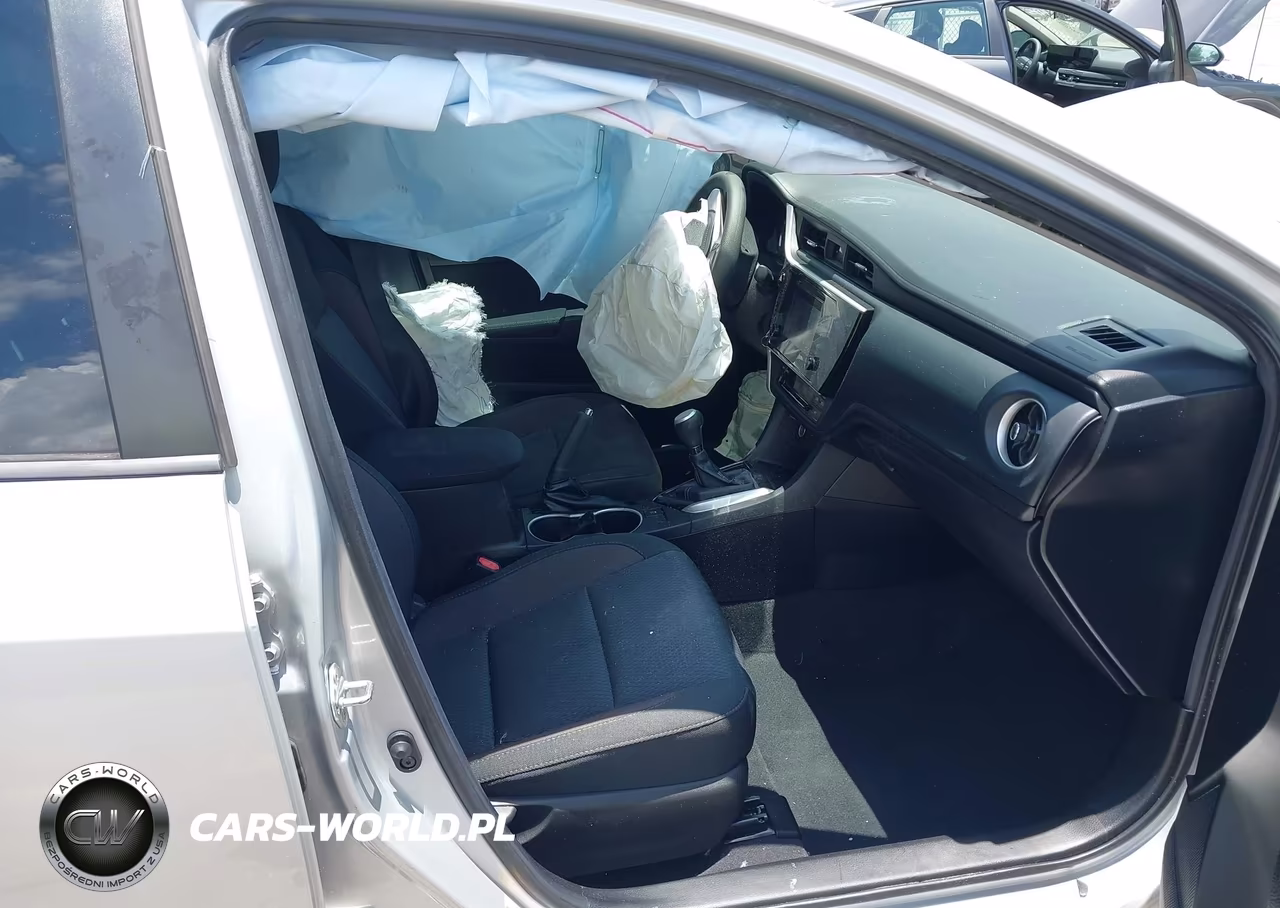 2019 Toyota Corolla Le VIN:2T1BURHE8KC191788 - 5