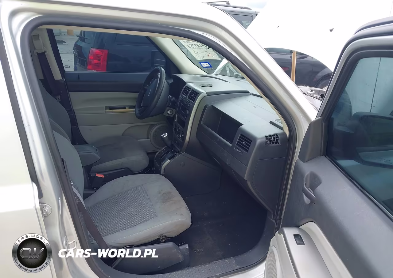2007 Jeep Patriot Sport VIN:1J8FT28W17D326293 - 5