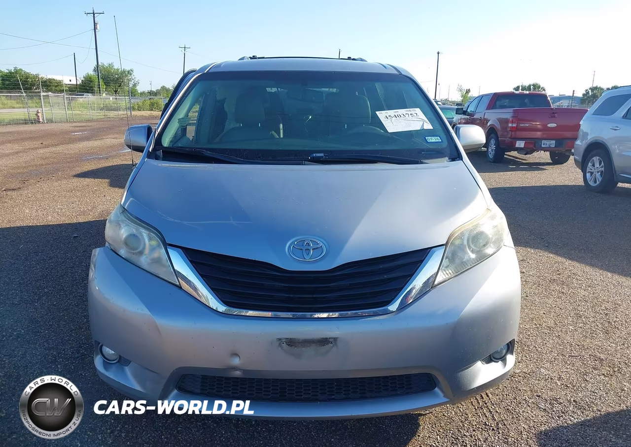 2013 Toyota Sienna Le V6 8 Passenger VIN:5TDKK3DC3DS366630 - 12