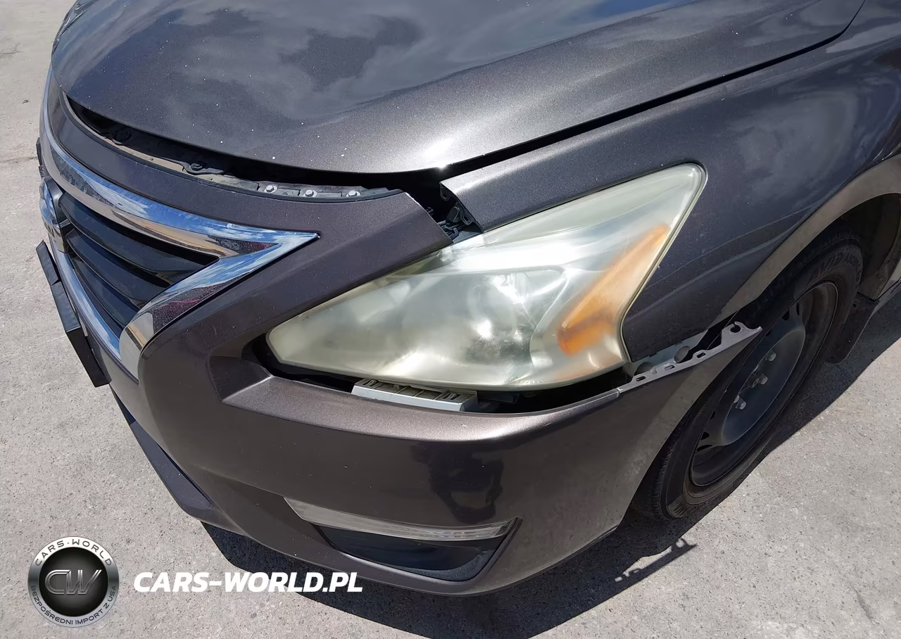 2015 Nissan Altima 2.5 S VIN:1N4AL3AP4FN369602 - 12
