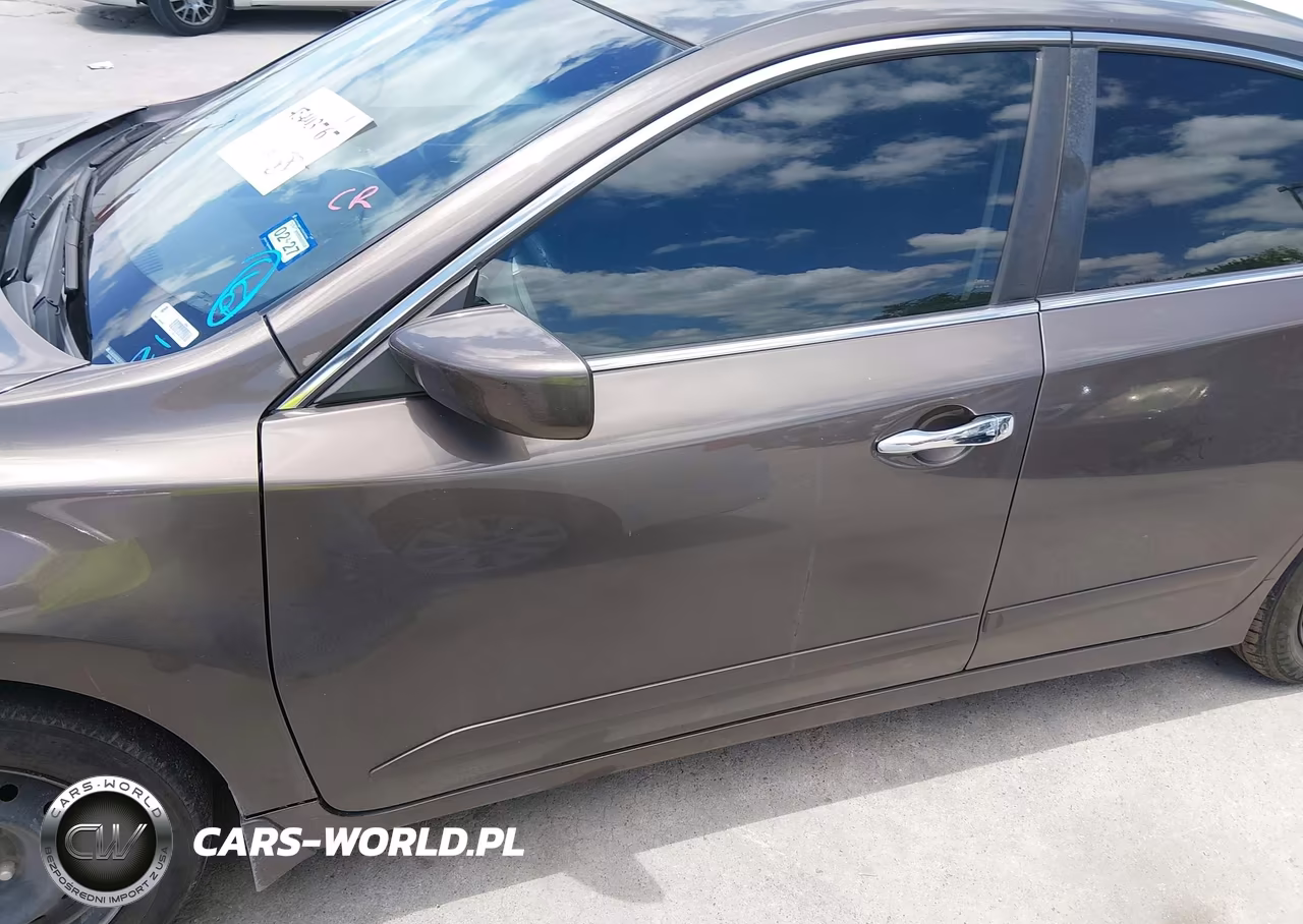2015 Nissan Altima 2.5 S VIN:1N4AL3AP4FN369602 - 15