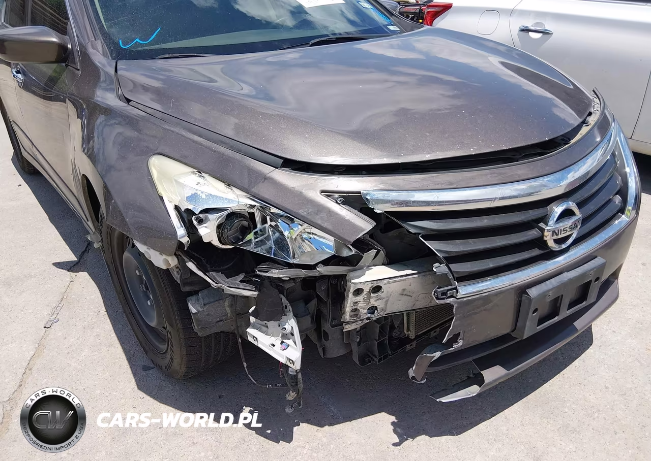 2015 Nissan Altima 2.5 S VIN:1N4AL3AP4FN369602 - 6