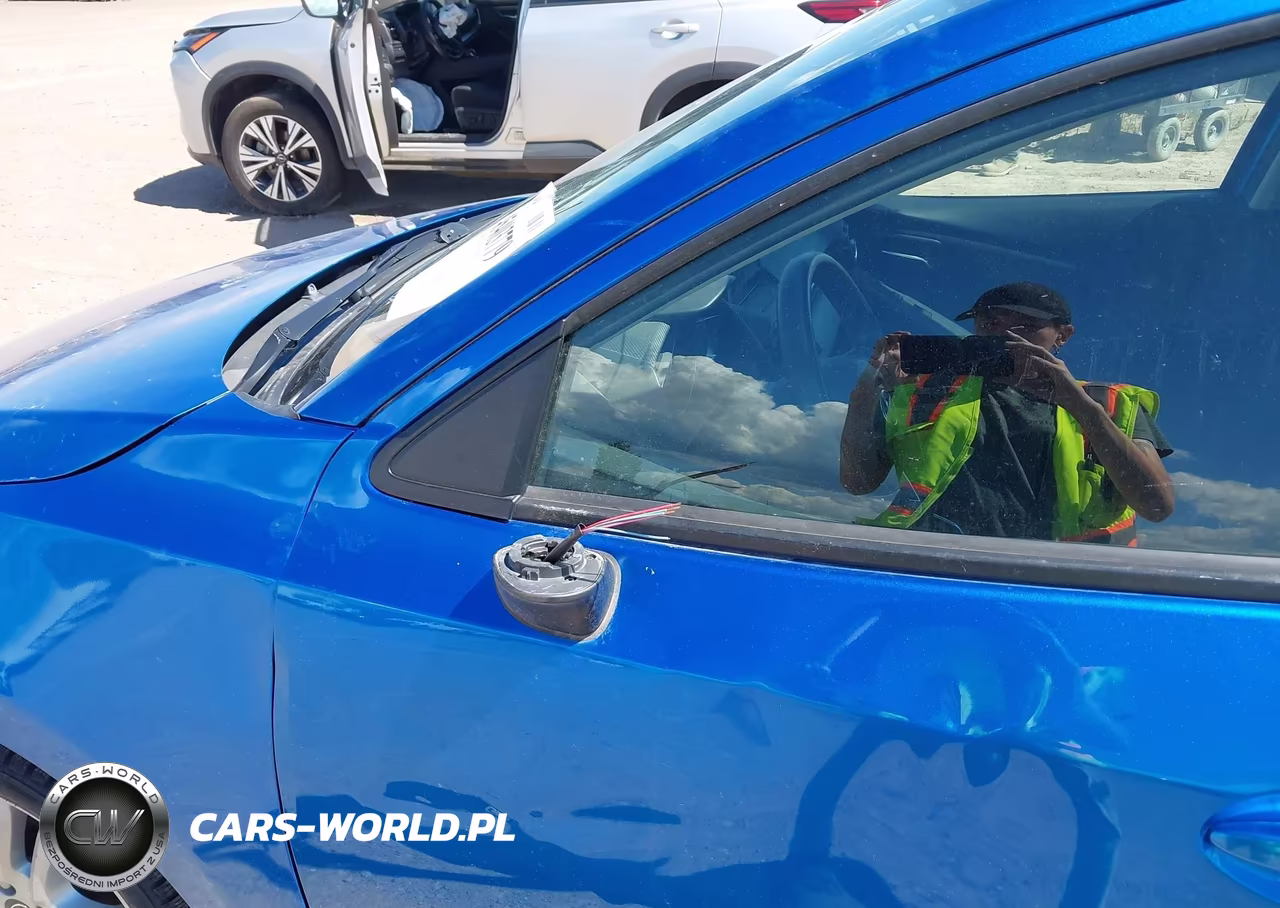 2016 Scion Ia VIN:3MYDLBZV5GY139464 - 18