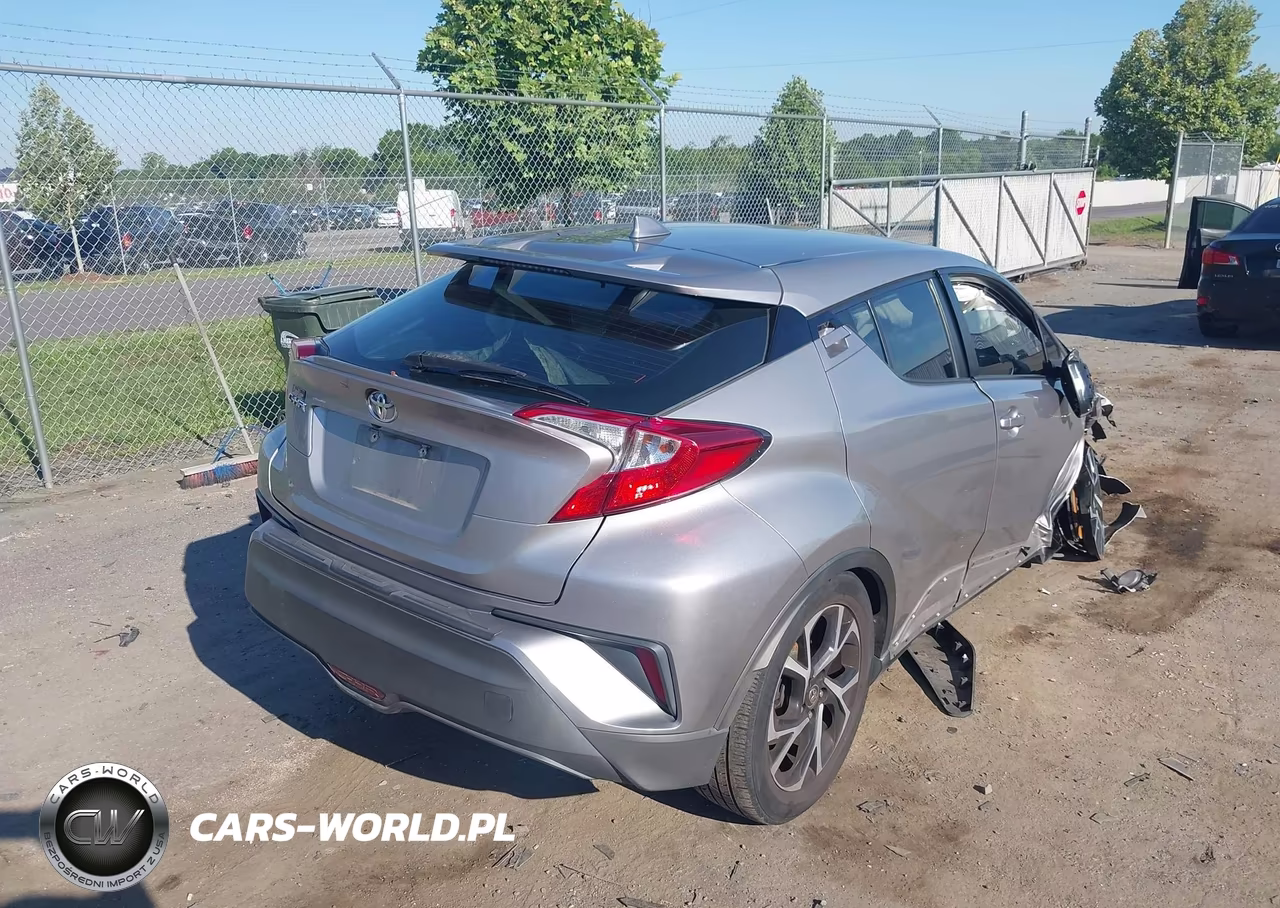 2018 Toyota C-Hr Xle Premium VIN:NMTKHMBX5JR039862 - 4