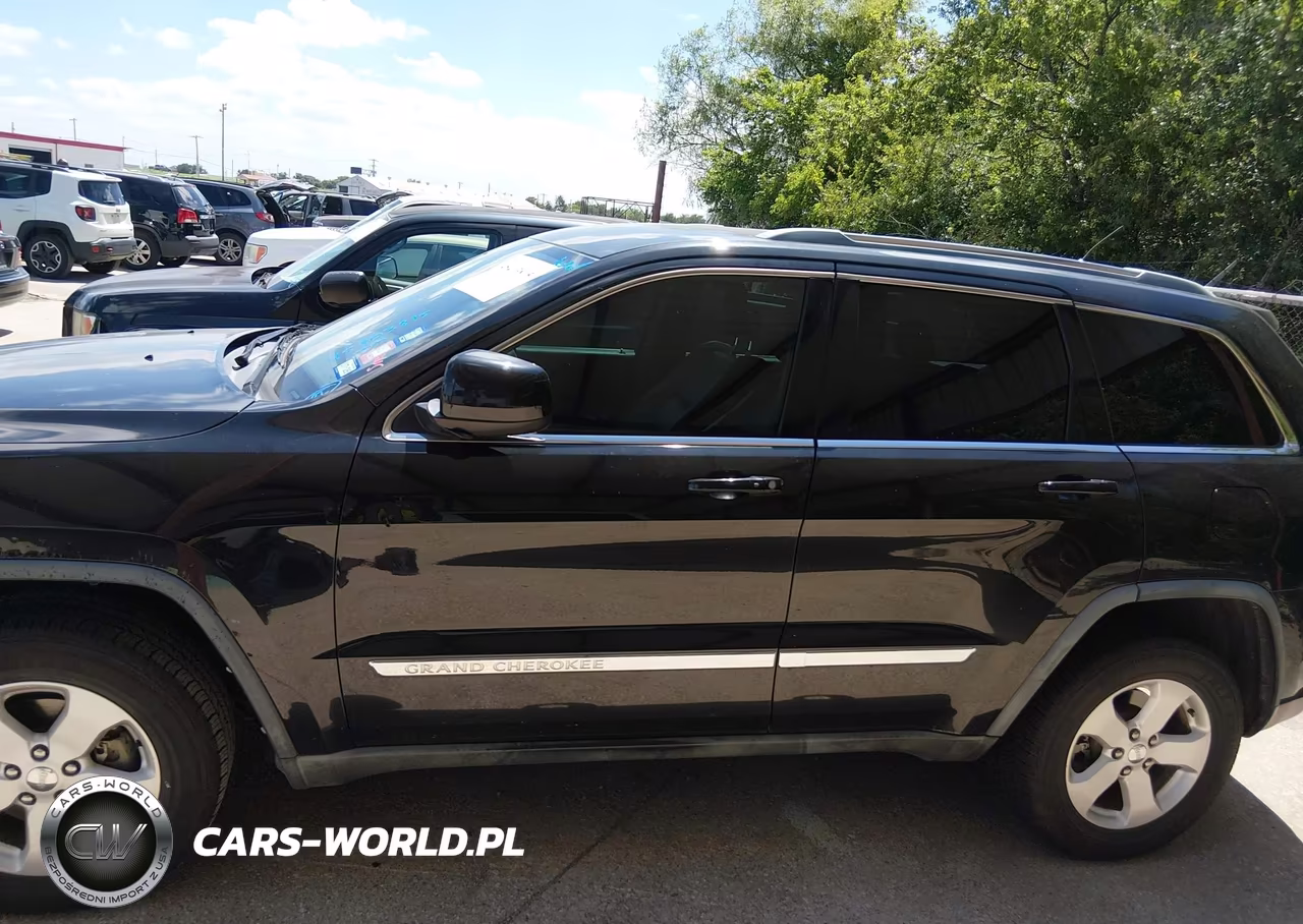 2012 Jeep Grand Cherokee Laredo VIN:1C4RJEAGXCC215403 - 14