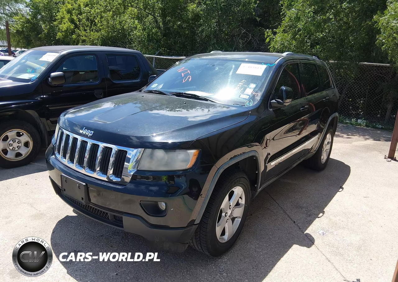 2012 Jeep Grand Cherokee Laredo VIN:1C4RJEAGXCC215403 - 2