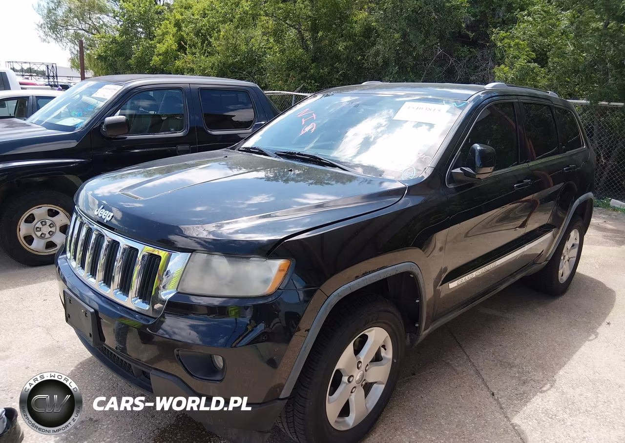2012 Jeep Grand Cherokee Laredo VIN:1C4RJEAGXCC215403 - 6