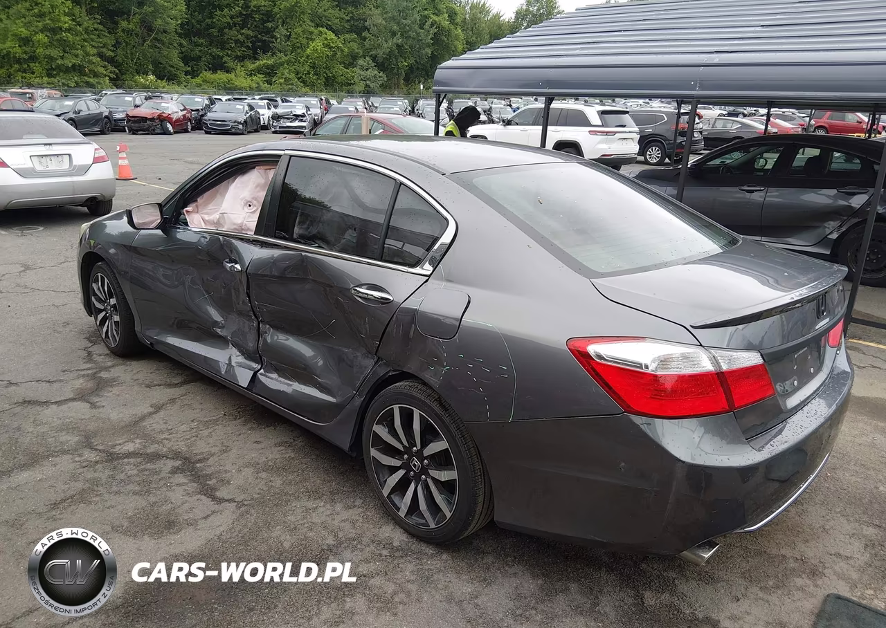 2015 Honda Accord Sport VIN:1HGCR2F58FA125642 - 3