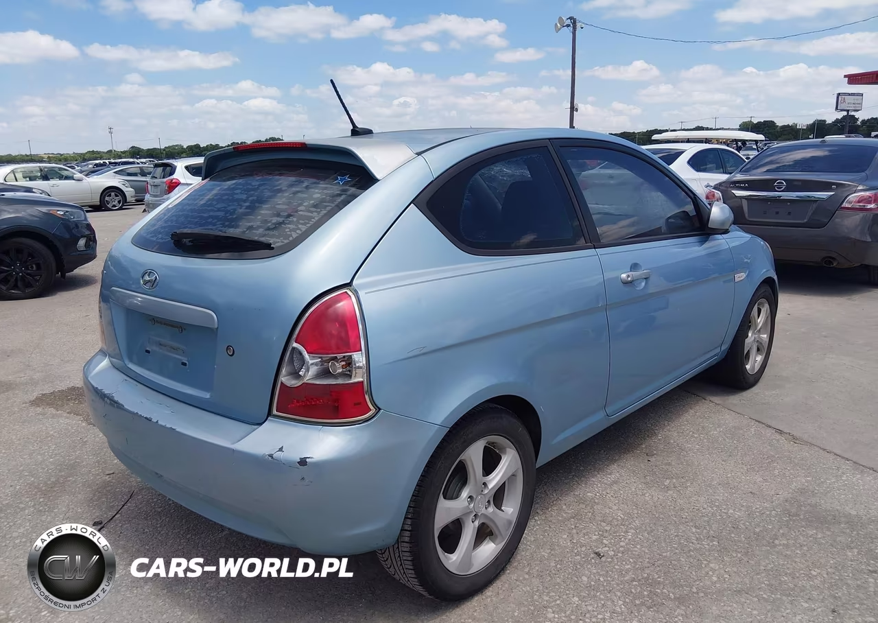 2011 Hyundai Accent Se VIN:KMHCN3AC6BU200364 - 4