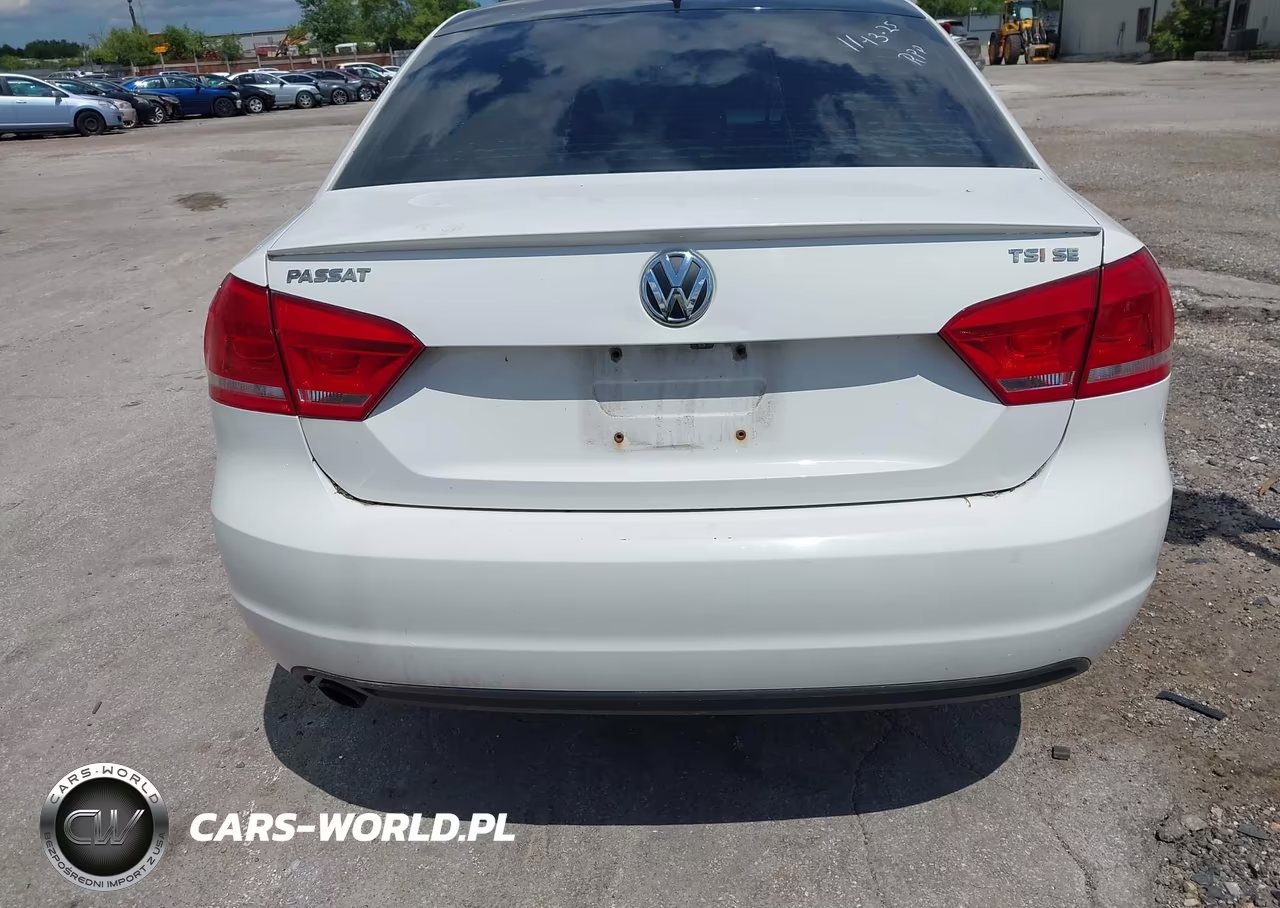2015 Volkswagen Passat 1.8T Sport VIN:1VWBT7A39FC026229 - 15