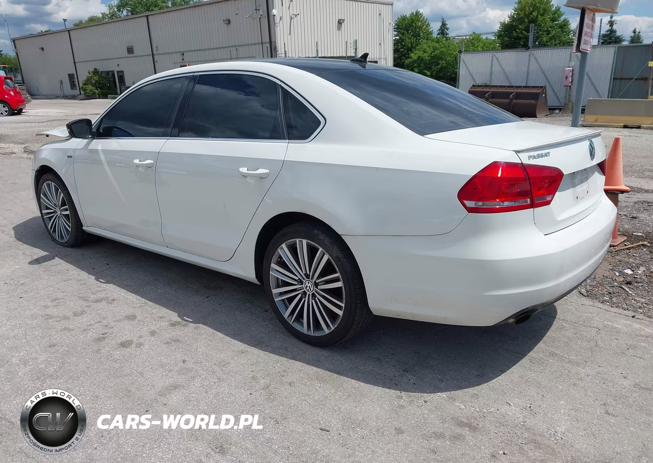 2015 Volkswagen Passat 1.8T Sport VIN:1VWBT7A39FC026229 - 3