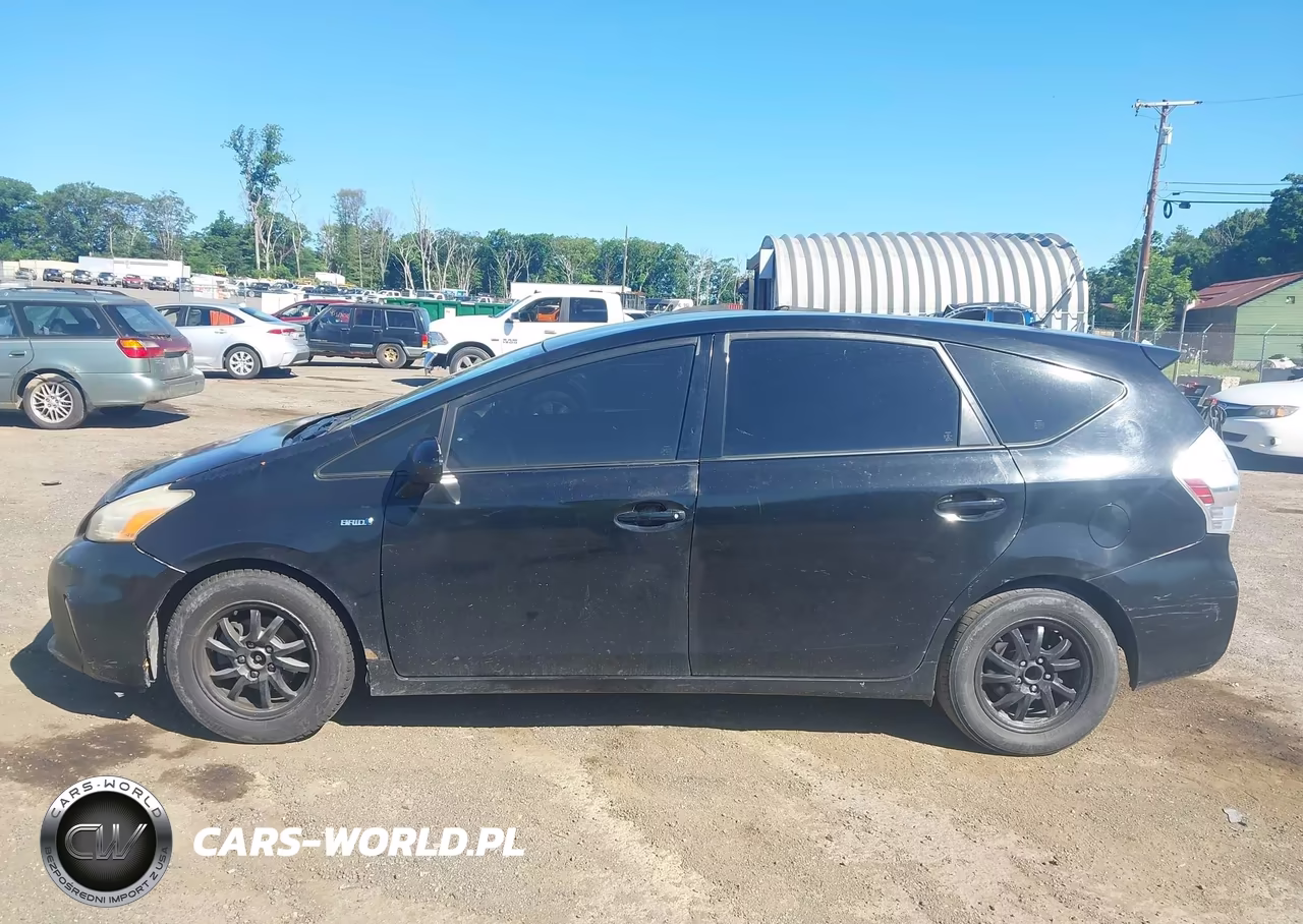 TOYOTA PRIUS V VIN:JTDZN3EU9E3326262 - 14
