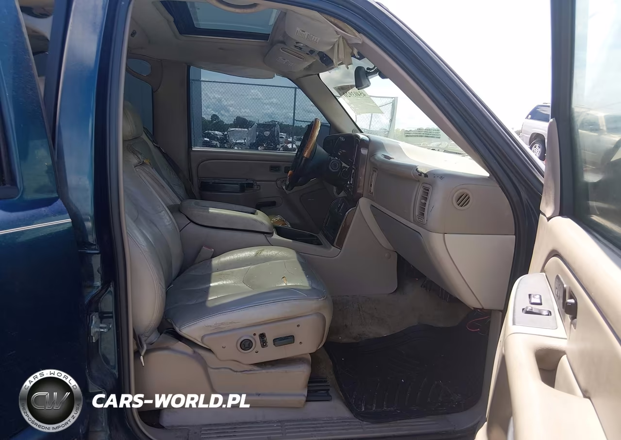 2005 Chevrolet Tahoe Lt VIN:1GNEC13T25R223885 - 5