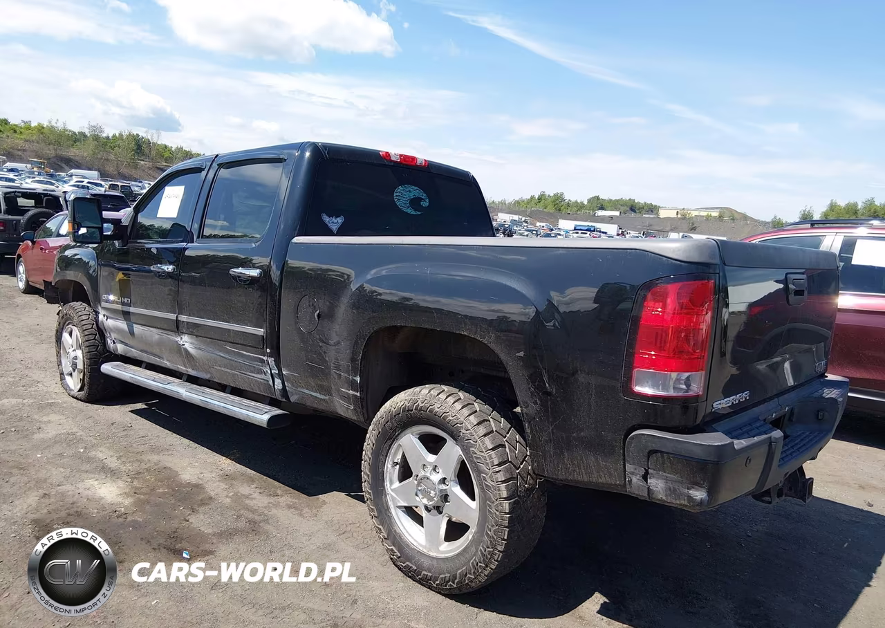 2014 GMC Sierra 2500Hd Denali VIN:1GT125E87EF156731 - 3