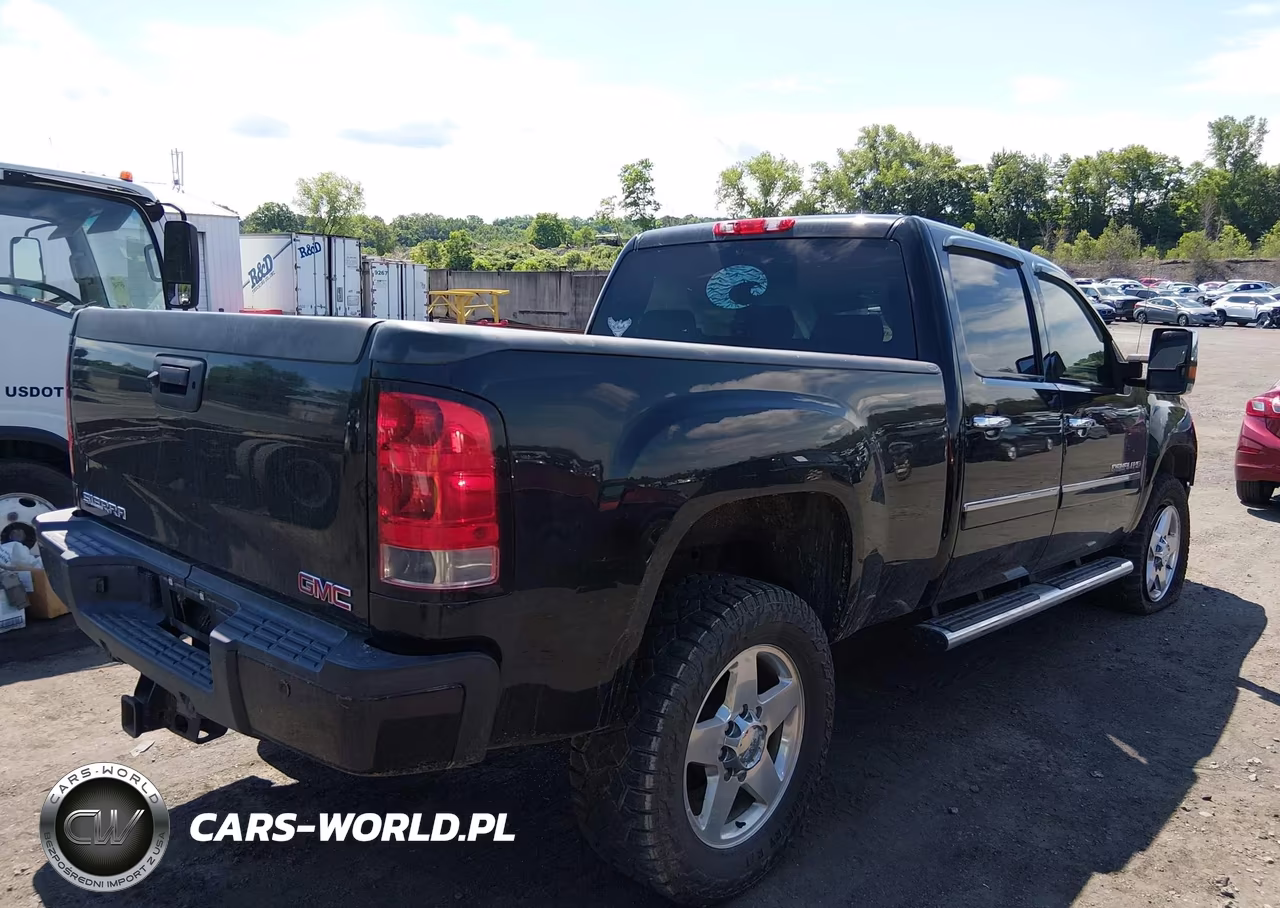 2014 GMC Sierra 2500Hd Denali VIN:1GT125E87EF156731 - 4