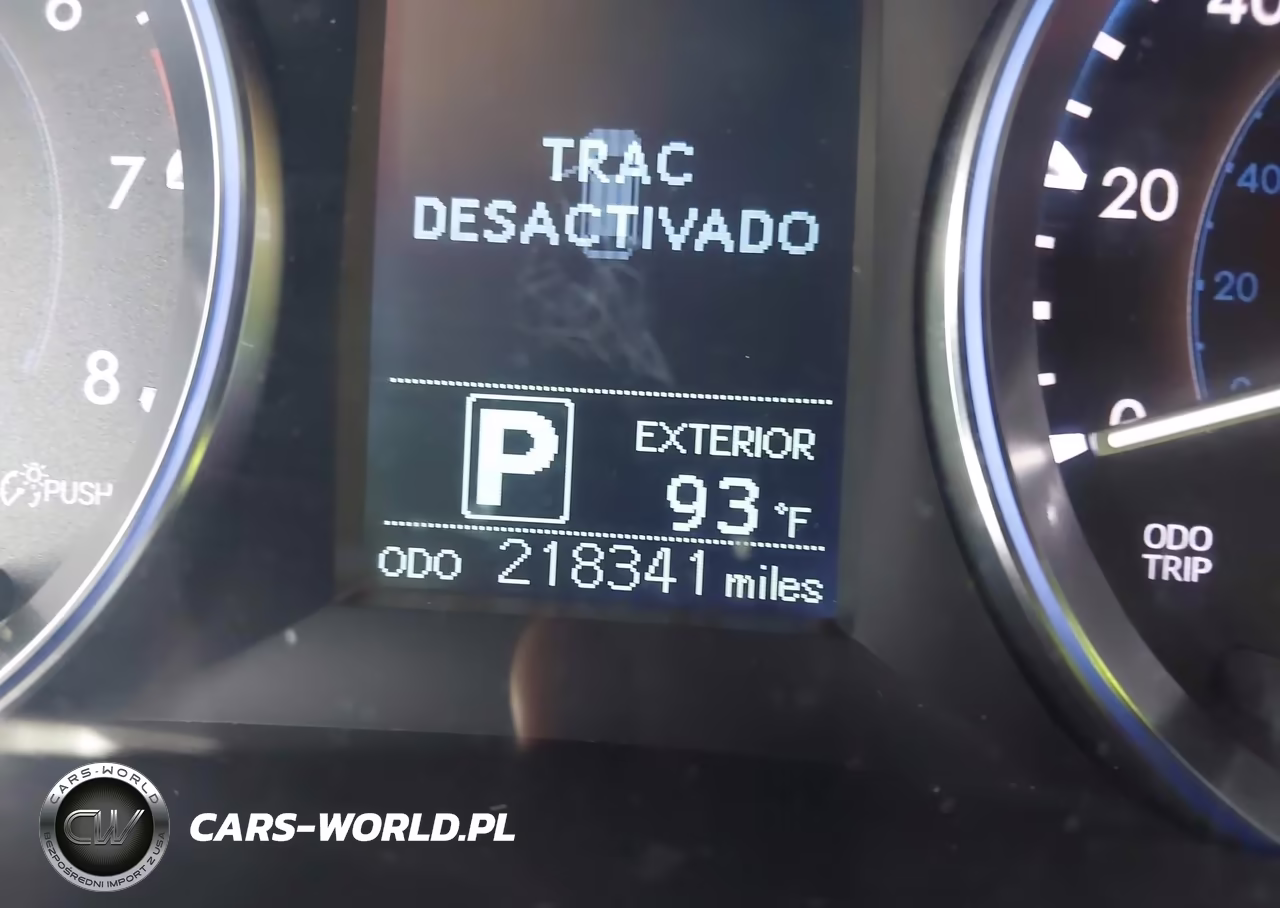 2015 Toyota Highlander Le Plus V6 VIN:5TDZKRFH1FS055534 - 15