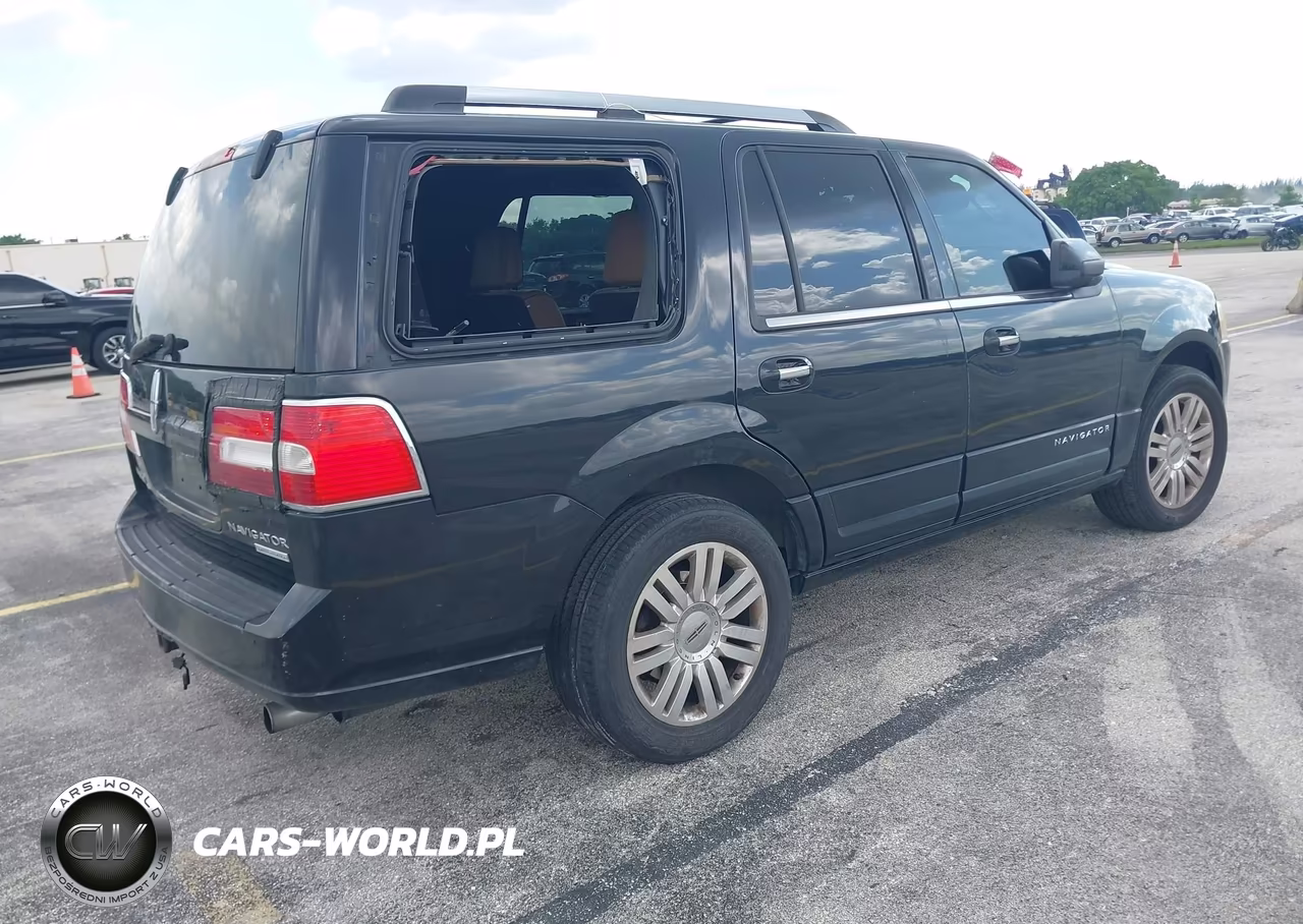 2011 Lincoln Navigator VIN:5LMJJ2H55BEJ00879 - 4