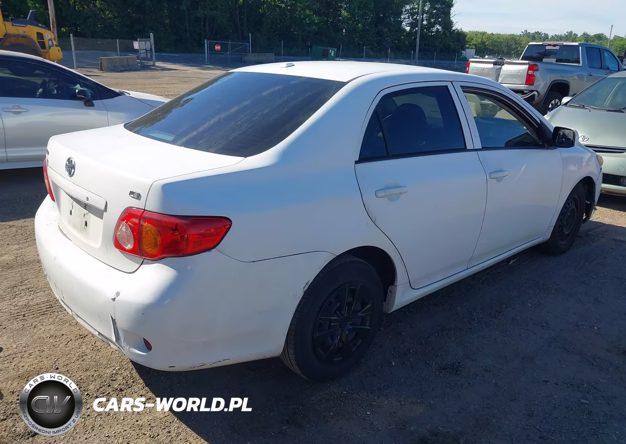 2010 Toyota Corolla Le VIN:2T1BU4EE8AC286017 - 4