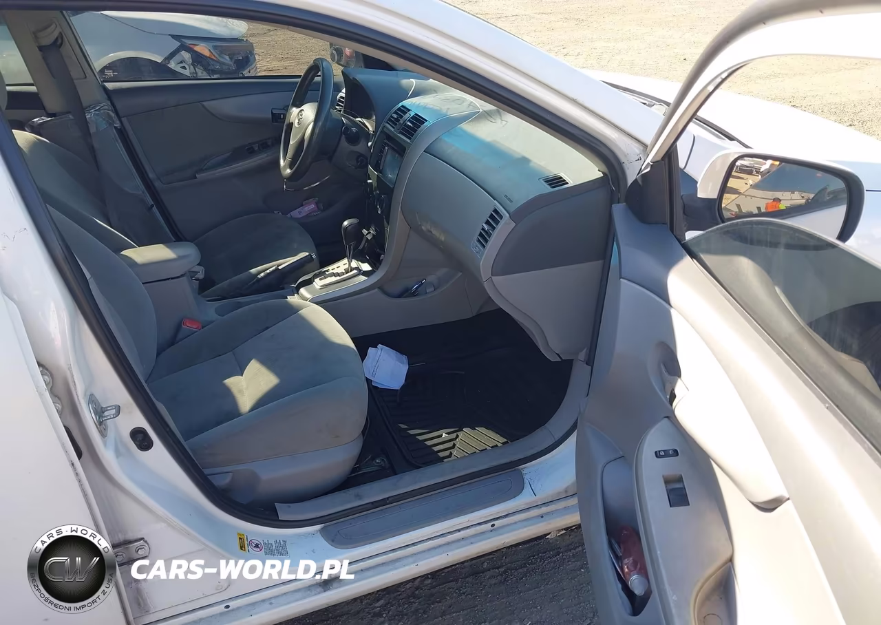 2010 Toyota Corolla Le VIN:2T1BU4EE8AC286017 - 5