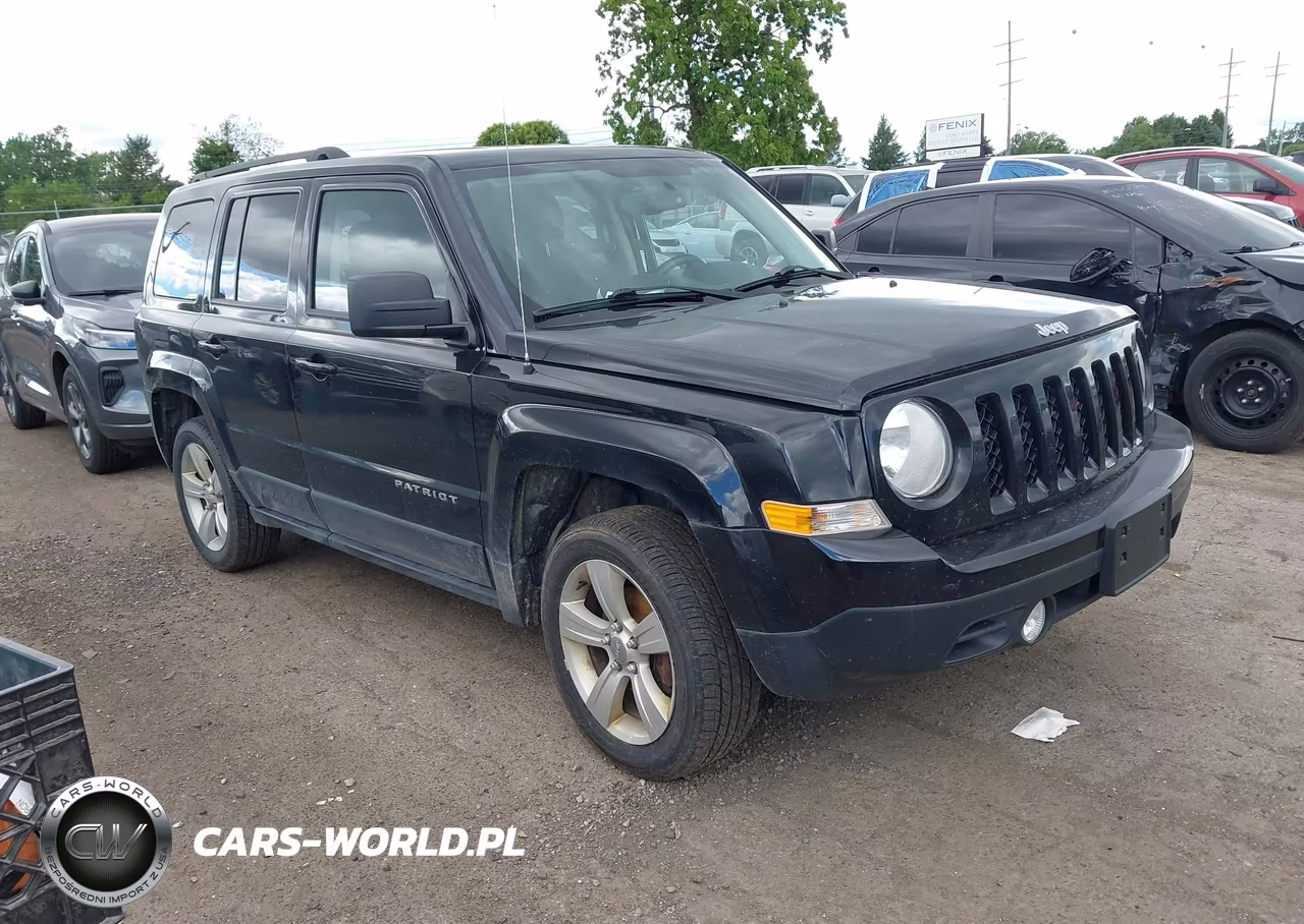2014 Jeep Patriot Latitude – zdjęcie 1 z 11