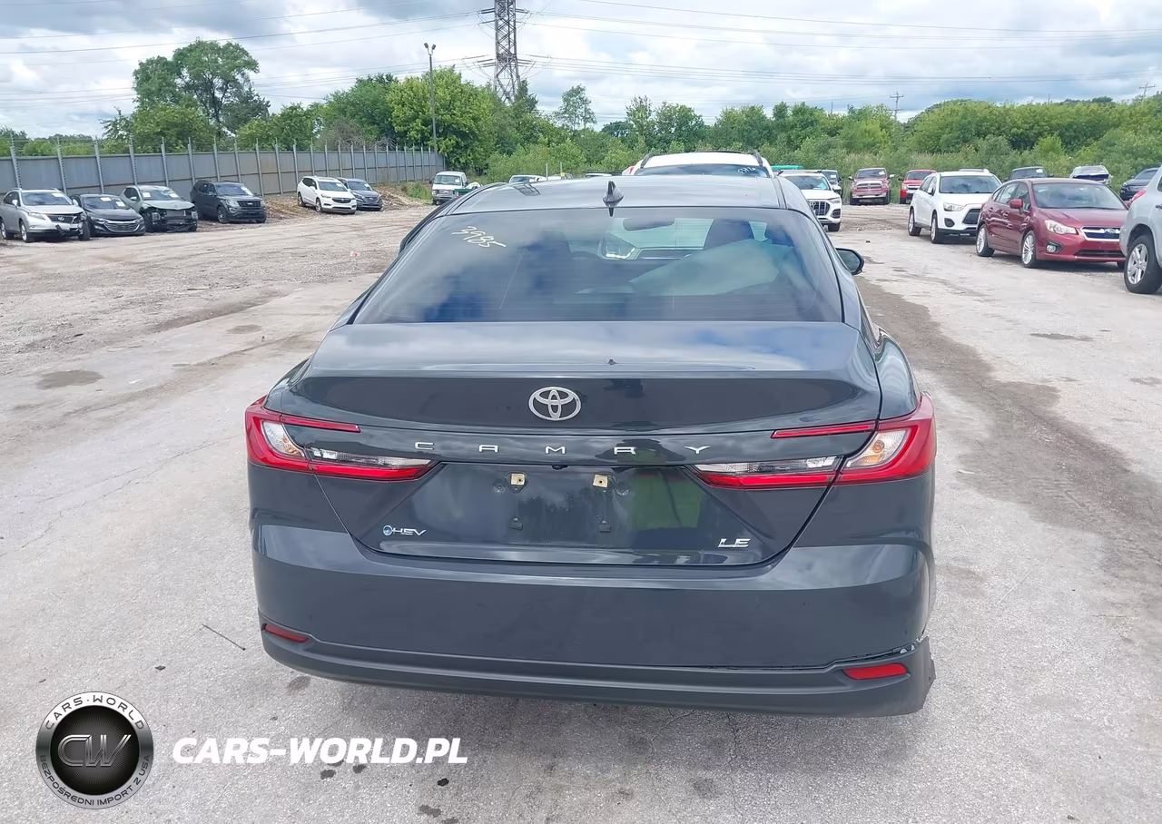 2025 Toyota Camry Le VIN:4T1DAACK0SU159805 - 16