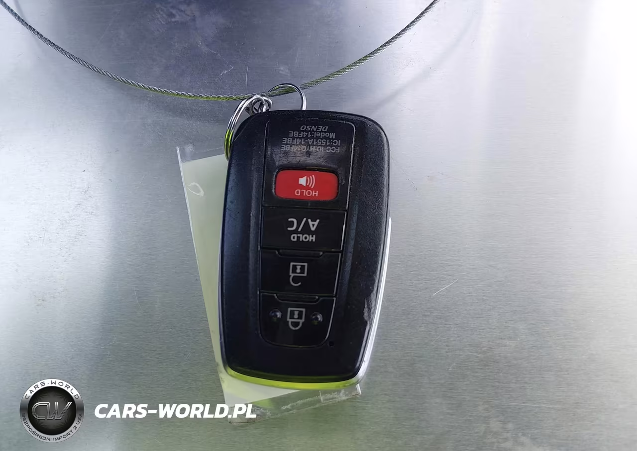 2018 Toyota Prius Prime Premium VIN:JTDKARFP7J3104452 - 11