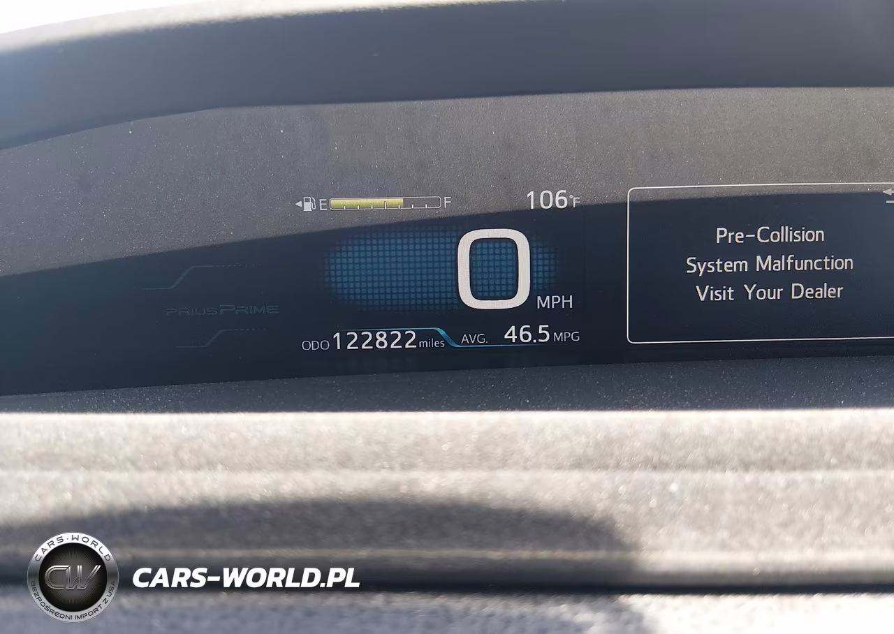 2018 Toyota Prius Prime Premium VIN:JTDKARFP7J3104452 - 16