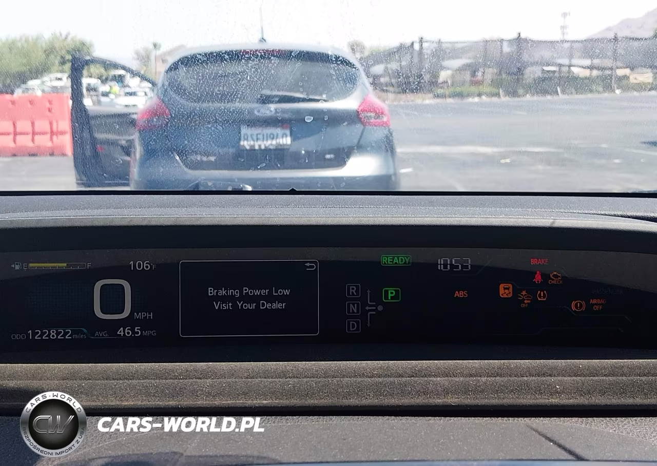 2018 Toyota Prius Prime Premium VIN:JTDKARFP7J3104452 - 7