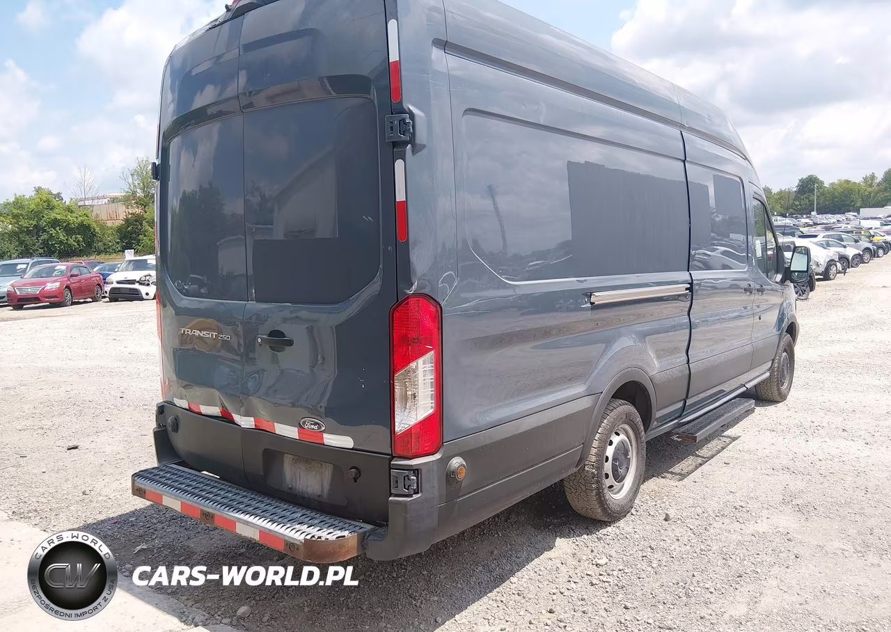 2019 Ford Transit-250 VIN:1FTYR3XM1KKA99258 - 4