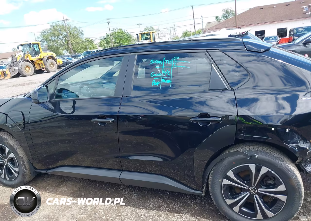 2025 Toyota Bz4X Xle VIN:JTMABACA1SA104227 - 15