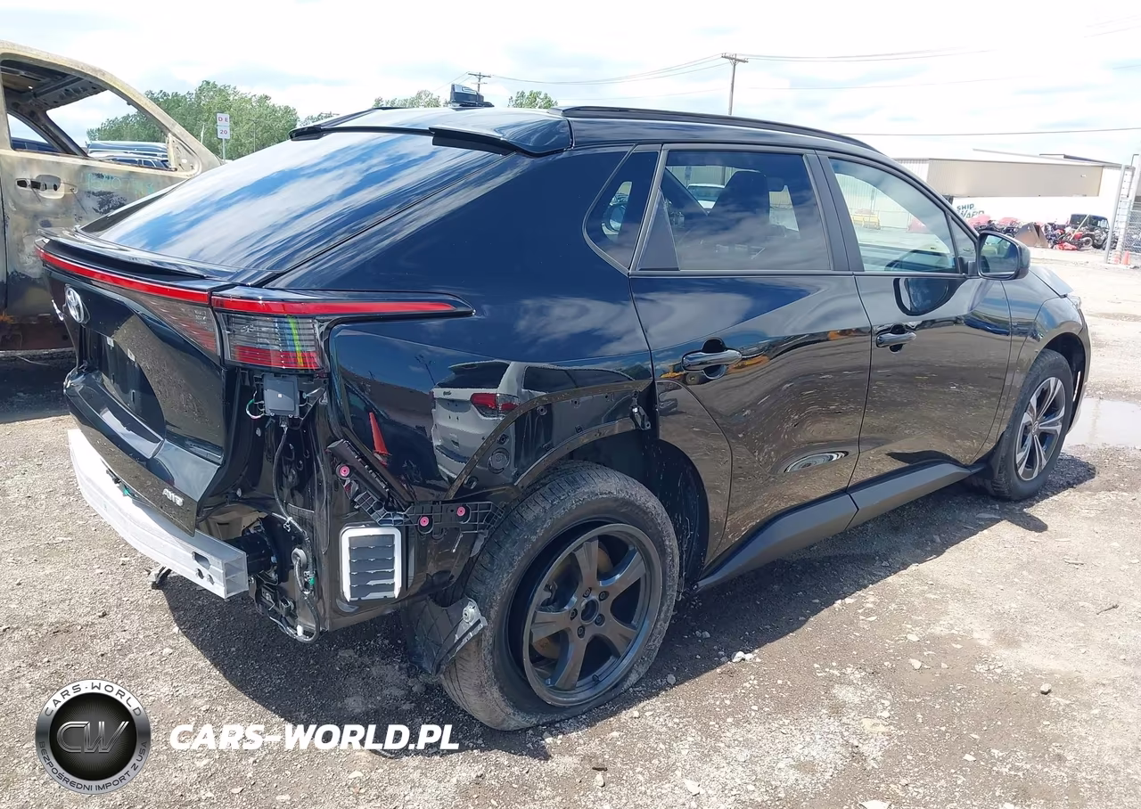 2025 Toyota Bz4X Xle VIN:JTMABACA1SA104227 - 4