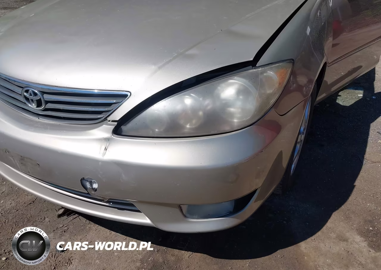 2005 Toyota Camry Xle VIN:4T1BE30K55U077827 - 6