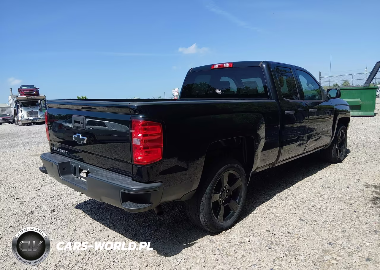 2017 Chevrolet Silverado 1500 Wt VIN:1GCRCNEH7HZ302757 - 4