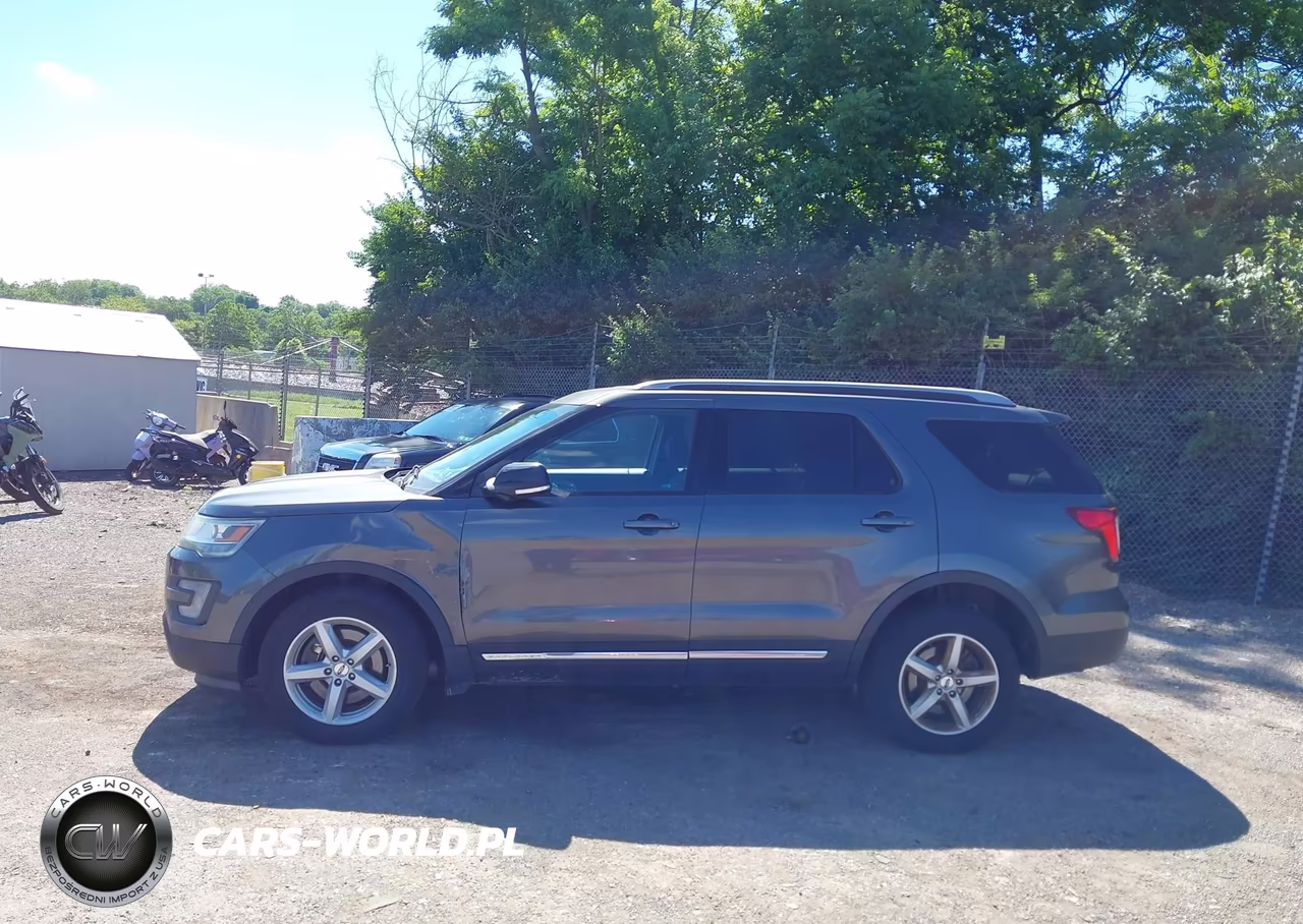 2016 Ford Explorer Xlt VIN:1FM5K8D87GGC53473 - 14