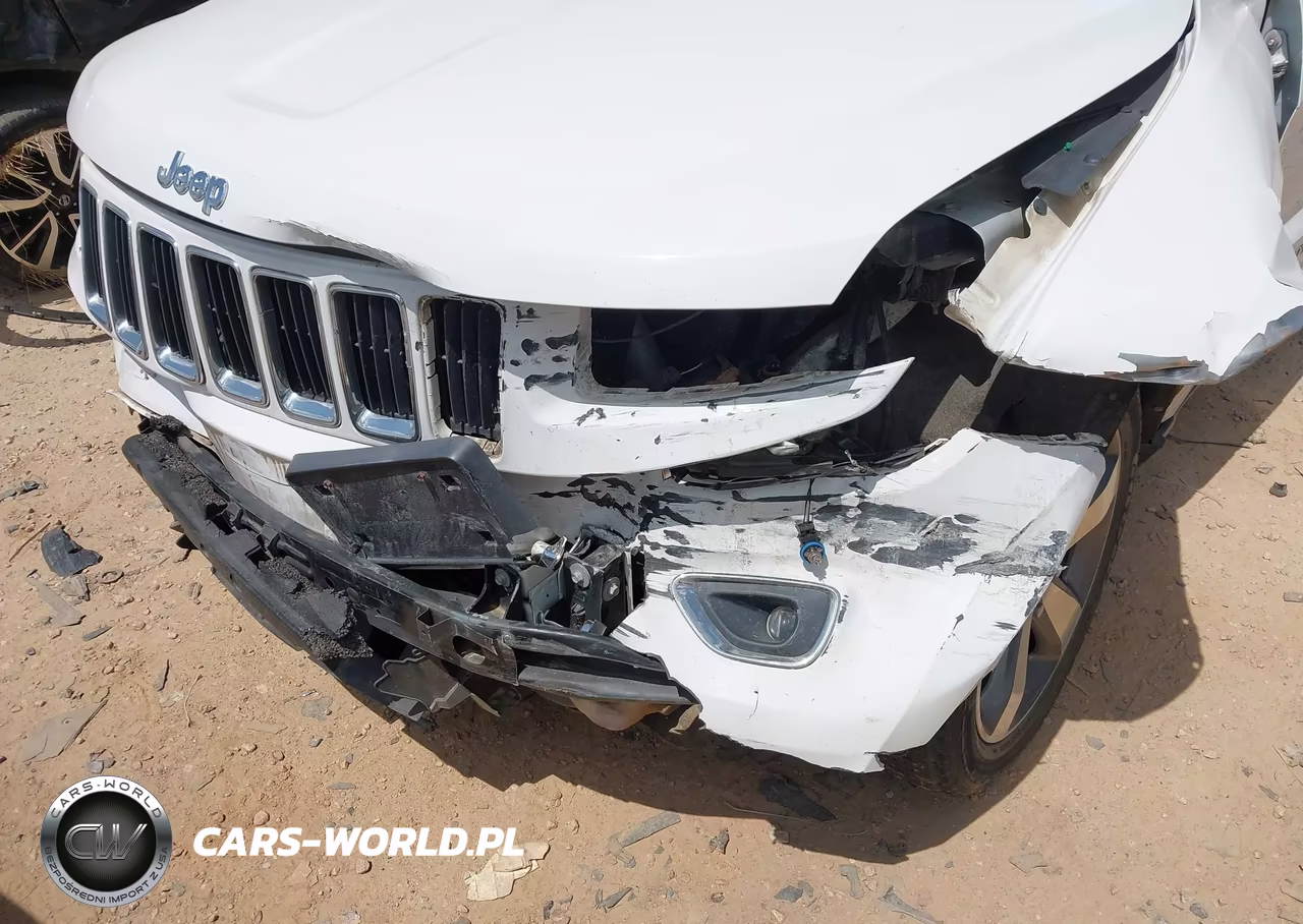 2015 Jeep Grand Cherokee Limited VIN:1C4RJFBGXFC679042 - 17