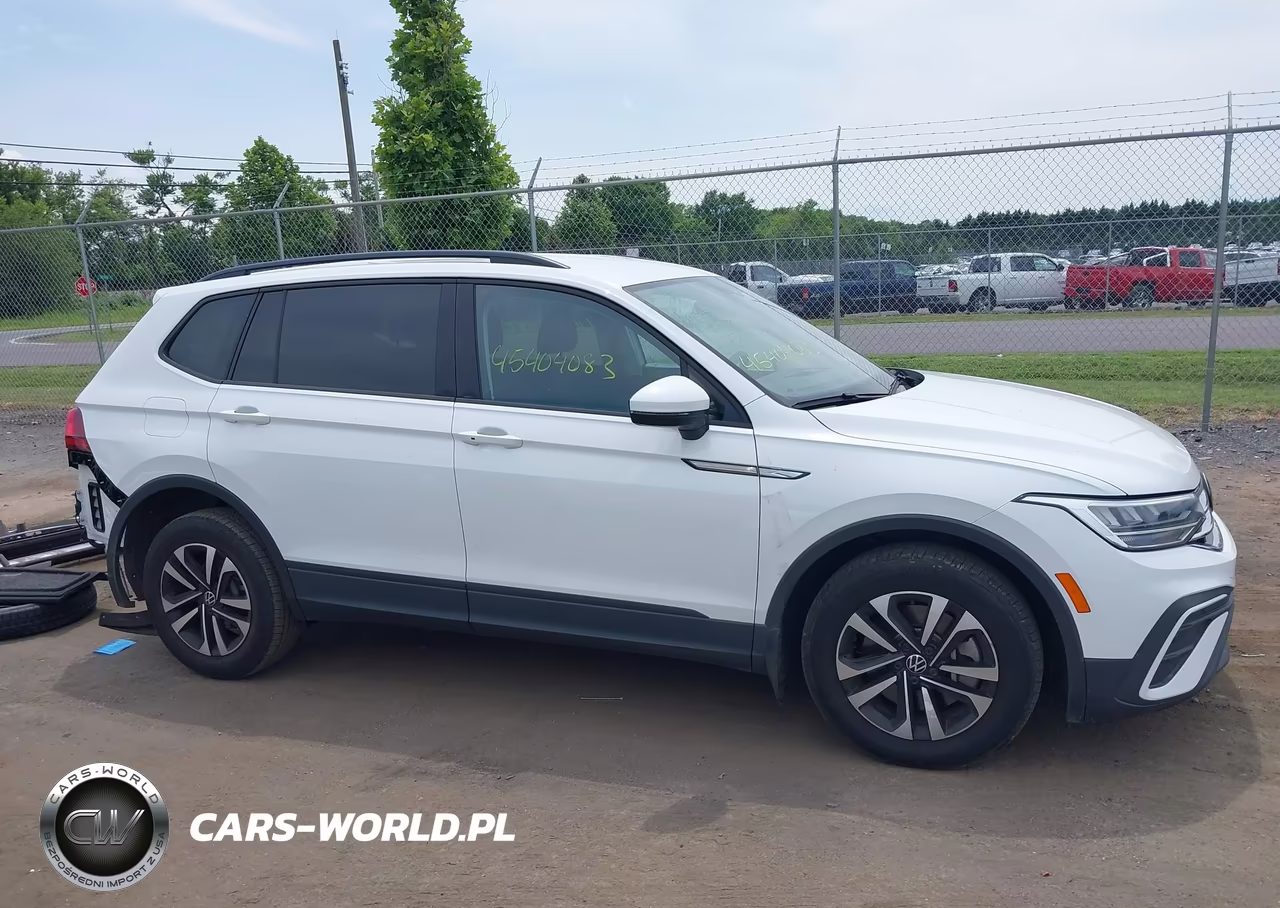 2023 Volkswagen Tiguan 2.0T S VIN:3VVRB7AX0PM131959 - 14