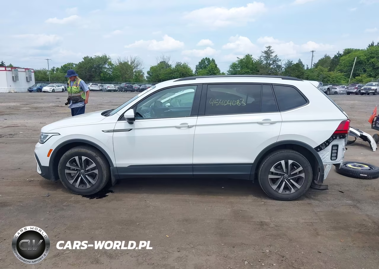 2023 Volkswagen Tiguan 2.0T S VIN:3VVRB7AX0PM131959 - 15