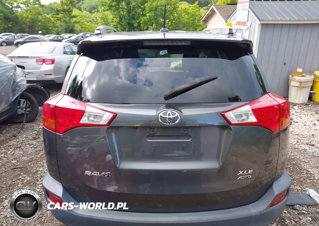 2015 Toyota Rav4 Xle VIN:2T3RFREV4FW244625 - 16