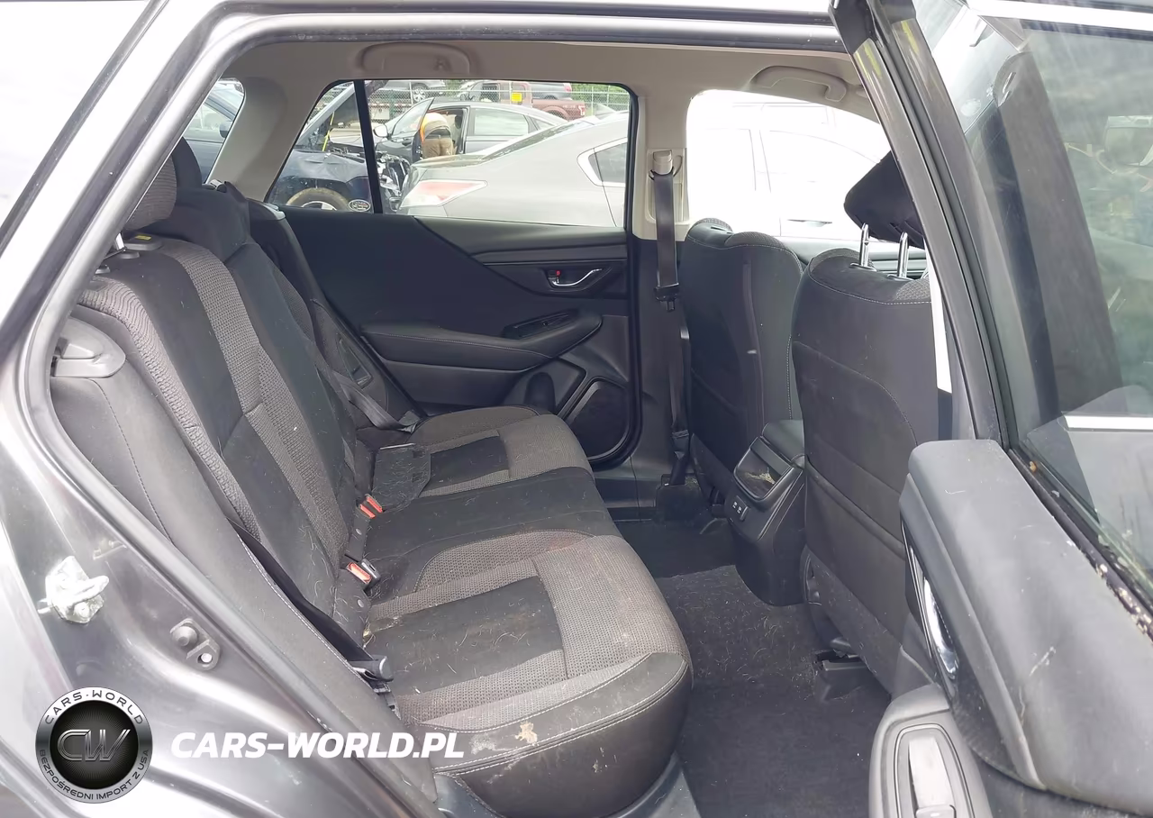 2020 Subaru Outback Premium VIN:4S4BTACC7L3182368 - 8