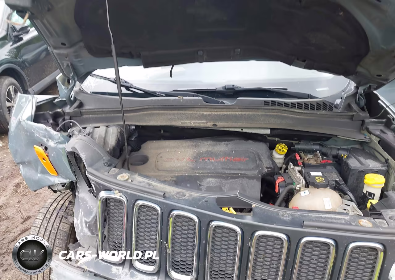2017 Jeep Renegade Latitude 4X4 VIN:ZACCJBBBXHPF14156 - 10