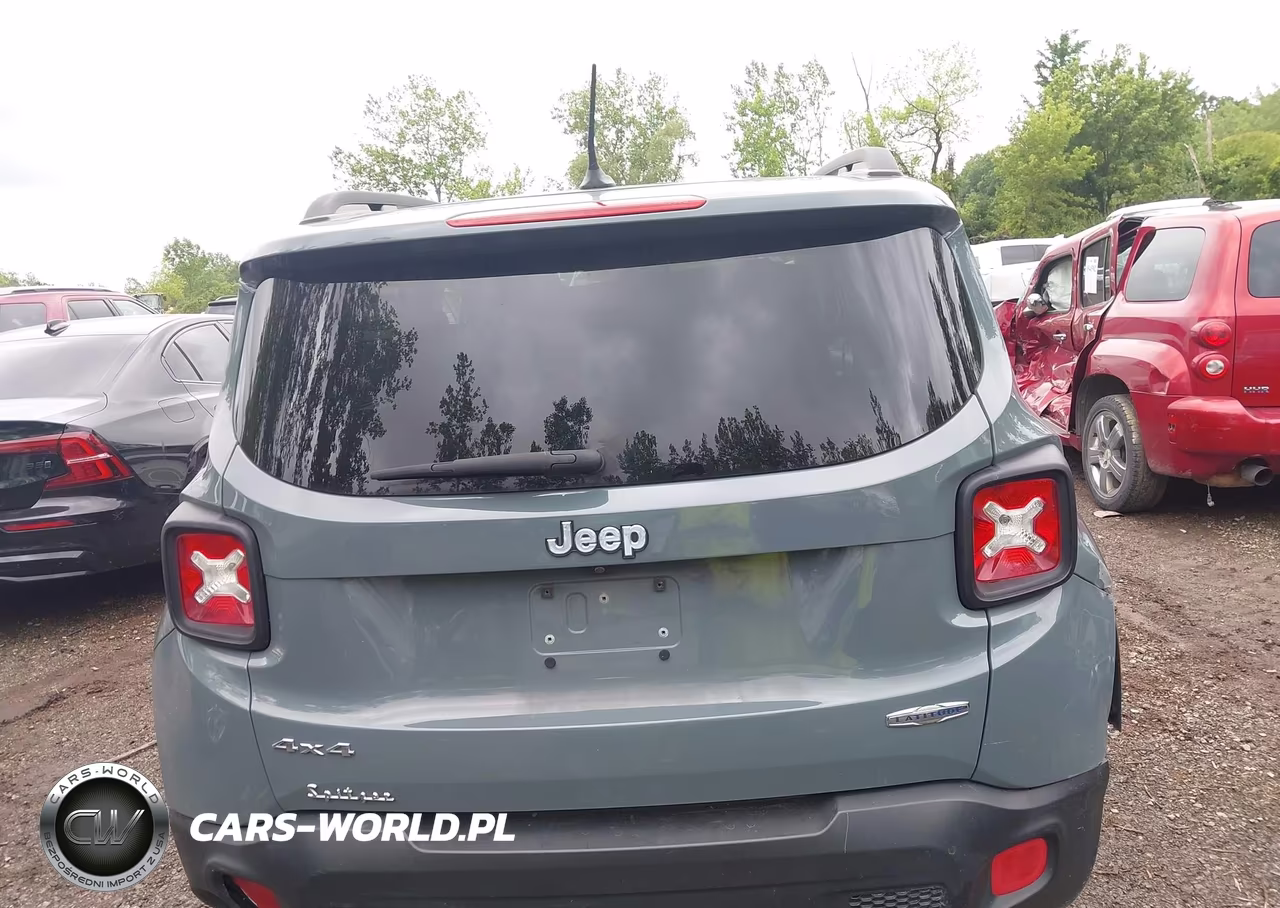 2017 Jeep Renegade Latitude 4X4 VIN:ZACCJBBBXHPF14156 - 16