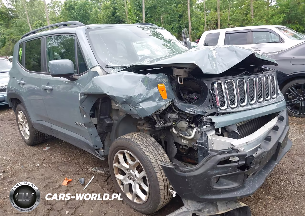 2017 Jeep Renegade Latitude 4X4 VIN:ZACCJBBBXHPF14156 - 6