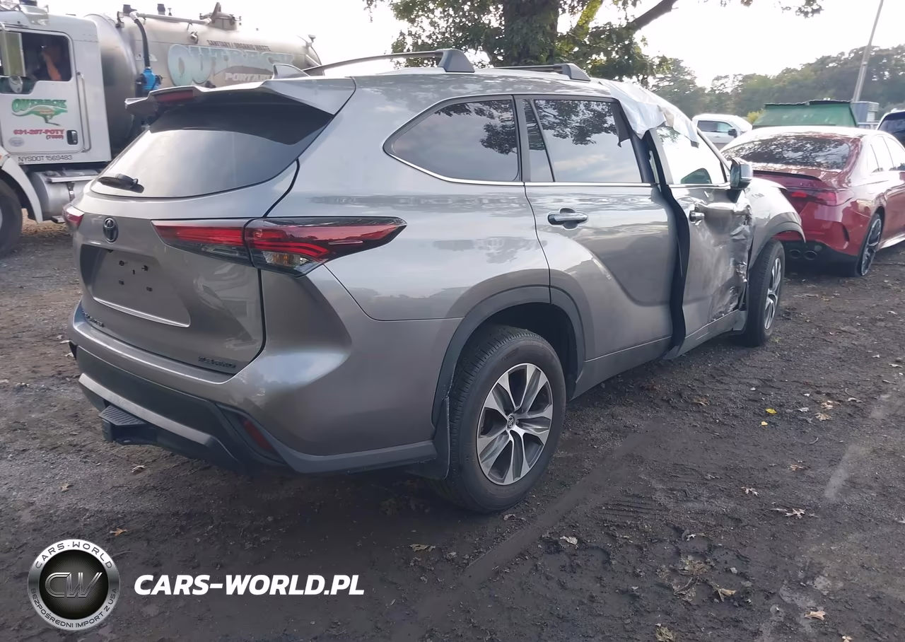 2026 Toyota Highlander Xle VIN:5TDKDRBH3TS595612 - 4