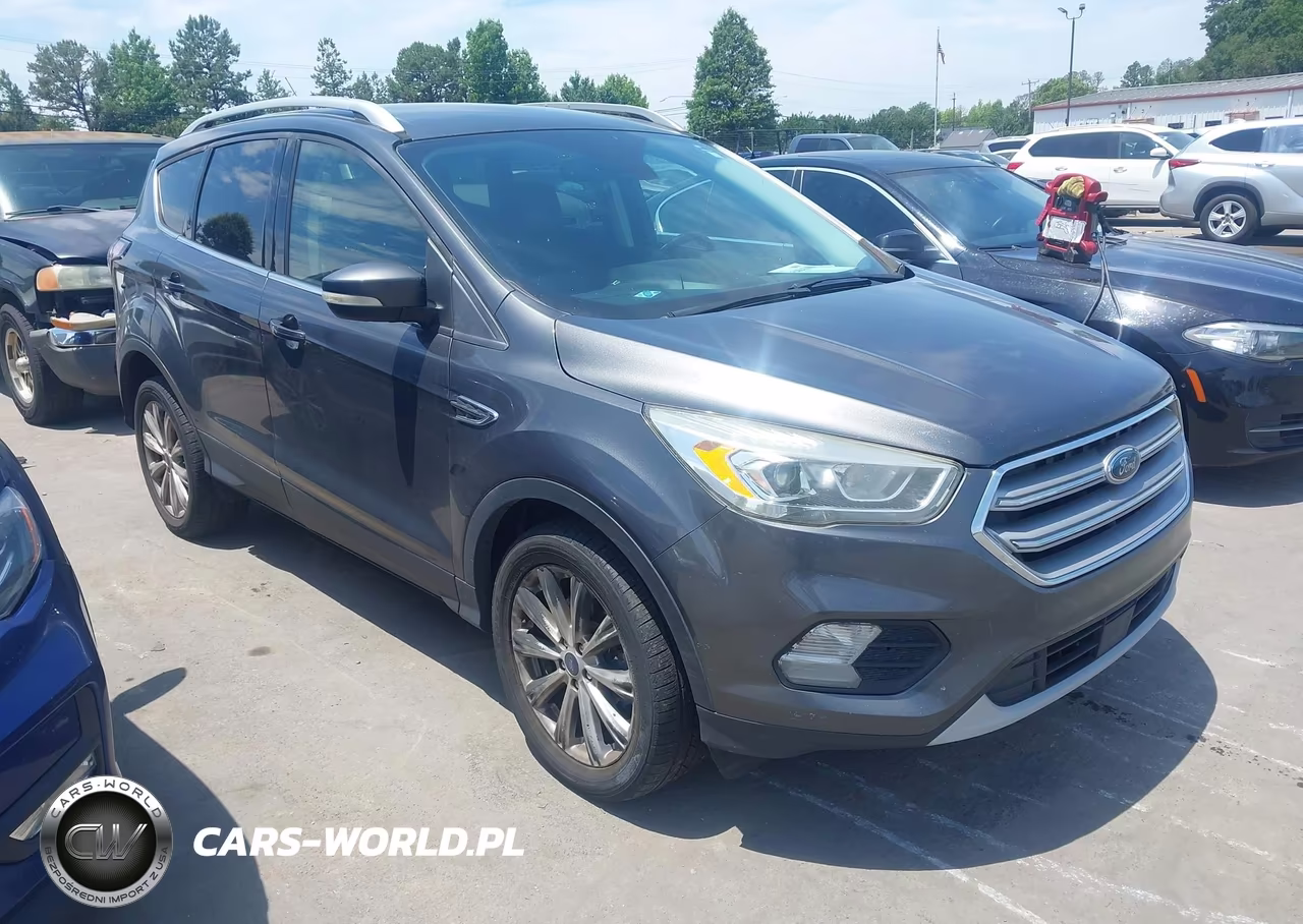 2017 Ford Escape Titanium – zdjęcie 1 z 16