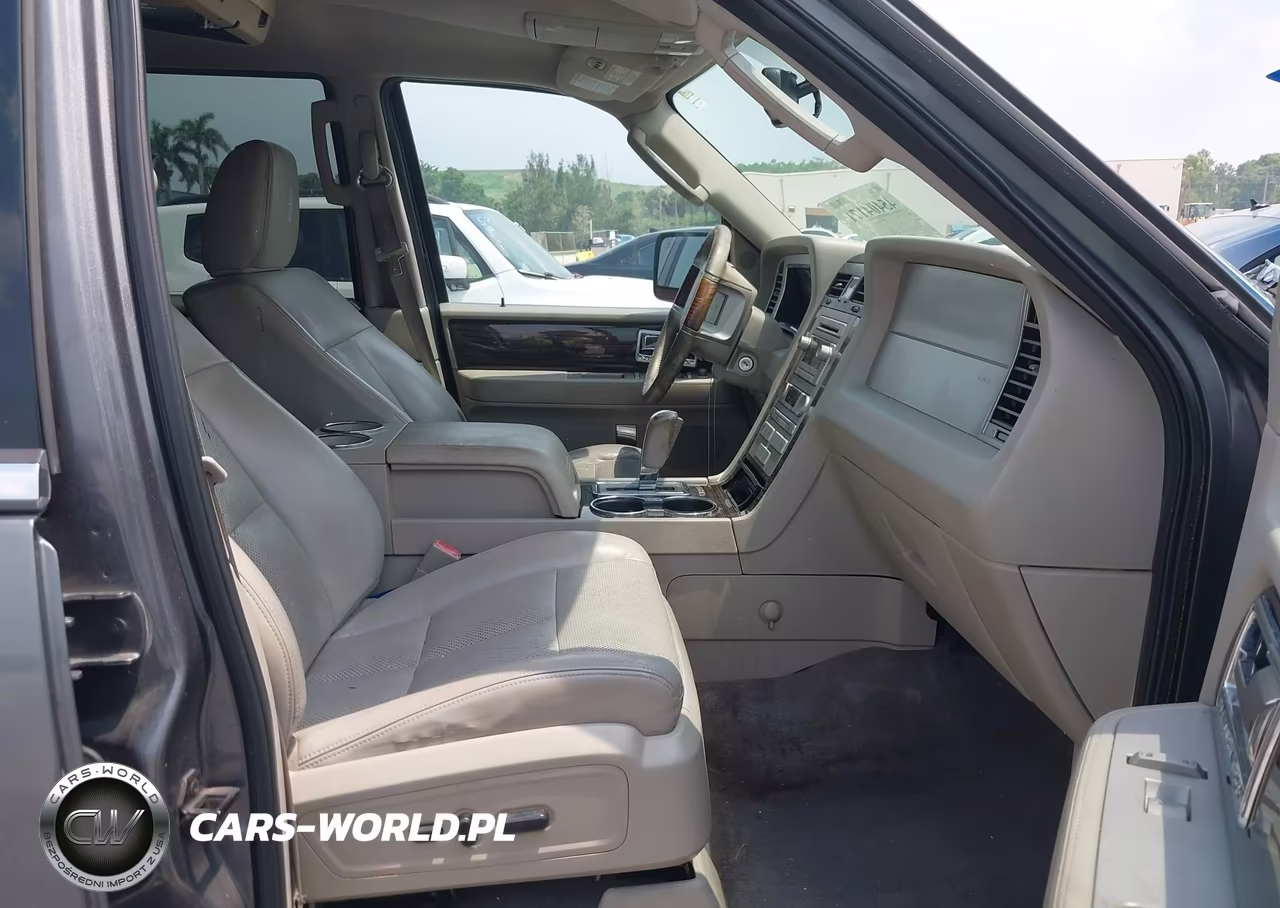 2010 Lincoln Navigator VIN:5LMJJ2J51AEJ07353 - 5